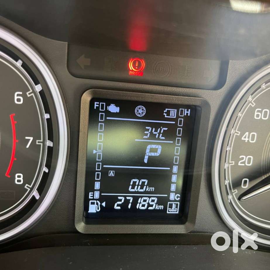 Maruti Suzuki Vitara Brezza 1.5 Zxi At, 2022, Petrol
