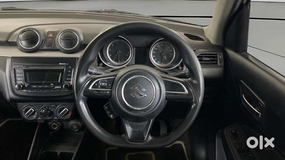 Maruti Suzuki Swift 2018 Vxi, 2019, Petrol
