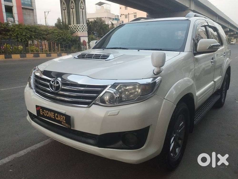 Toyota Fortuner 3.0 4x4 Manual, 2013, Diesel