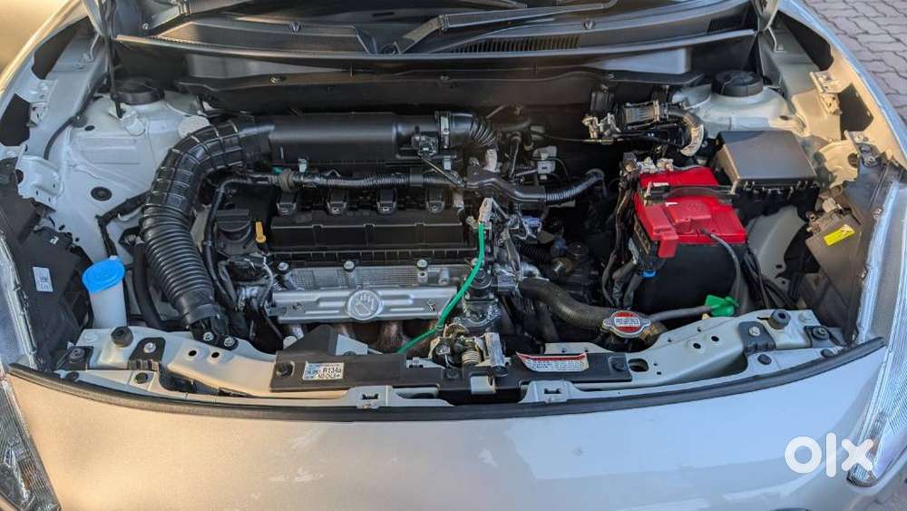 Maruti Suzuki Swift Vvt Vxi, 2021, Petrol