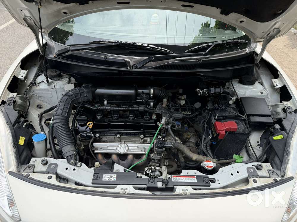 Maruti Suzuki Swift Vxi + Manual, 2021, Petrol