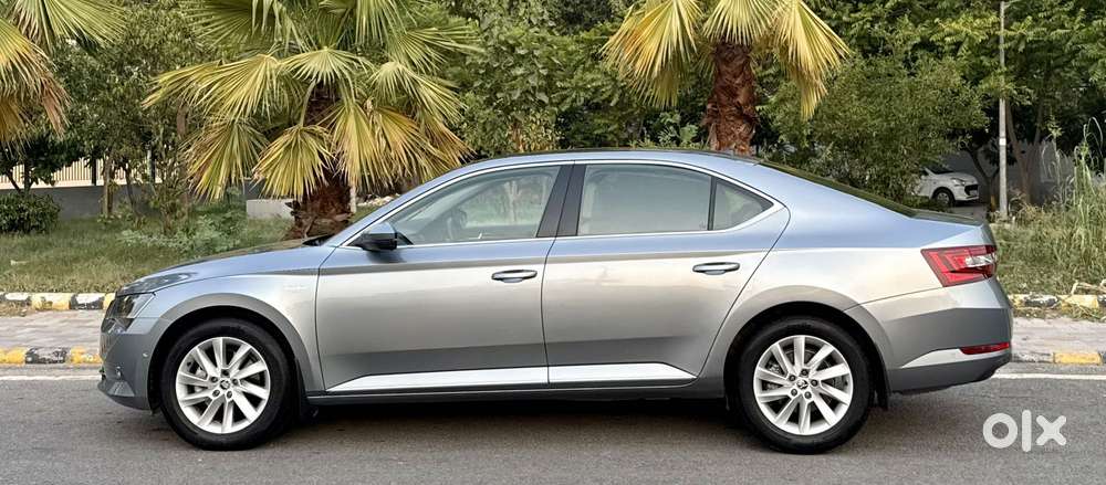 Skoda Superb L&k 1.8 Tsi At, 2019, Petrol