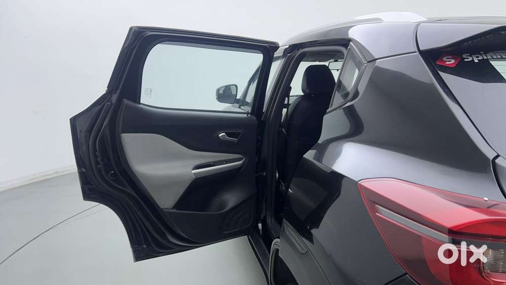 Nissan Magnite 1.0 Xv Turbo Cvt, 2021, Petrol