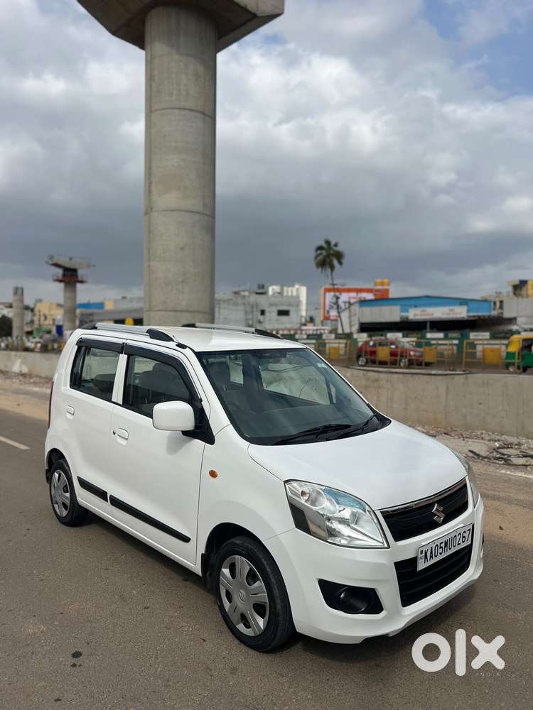 Maruti Suzuki Wagon R Vxi Amt1.2, 2016, Petrol