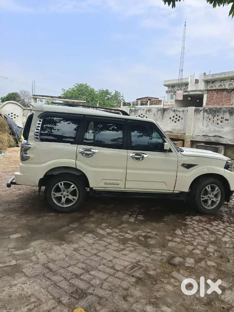 Hamari Gadi Sabse Acchi Hai