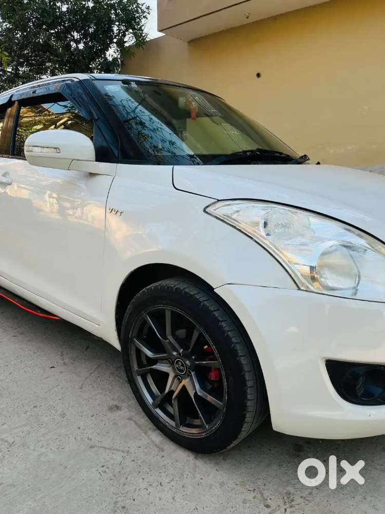 Maruti Suzuki Swift 2012 Lpg 90000 Km Driven