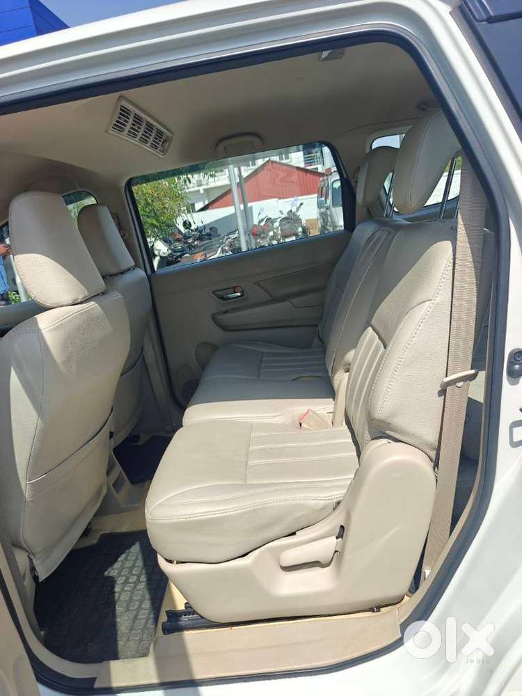 Maruti Suzuki Ertiga Zxi Plus Shvs, 2022, Petrol