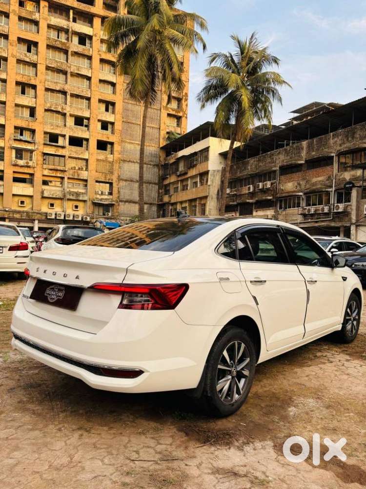 Skoda Slavia 1.0 Tsi Style, 2022, Petrol