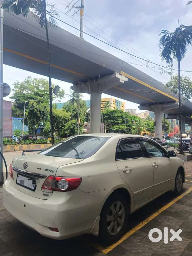 Toyota Corolla Altis Push Button Start Top End