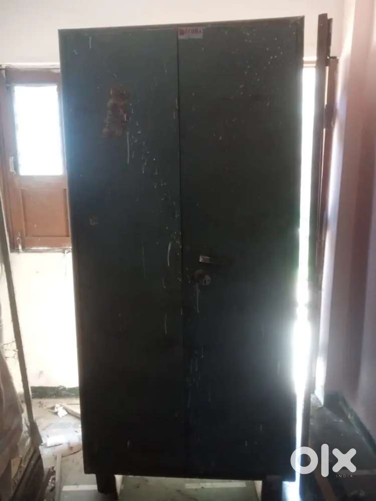 Selling a heavy-duty iron wardrobe at a reasonable price.