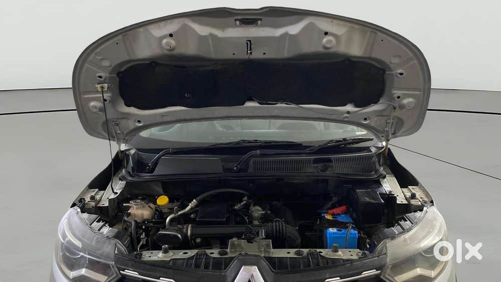 Renault Triber Rxt, 2022, Petrol