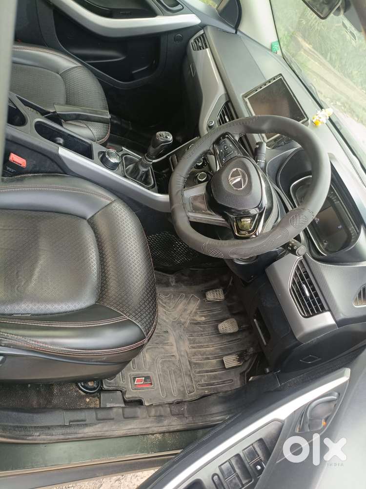Tata Nexon 1.2 Revotron Xm (s), 2023, Petrol