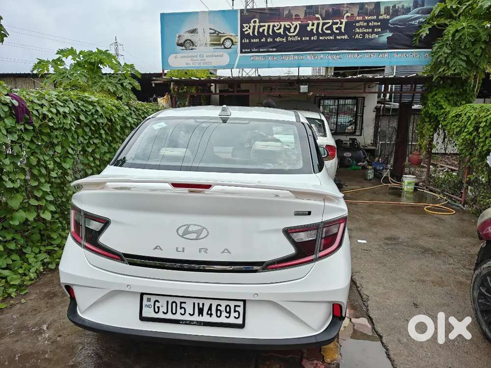 Hyundai Aura Sx Cng Manual 2026