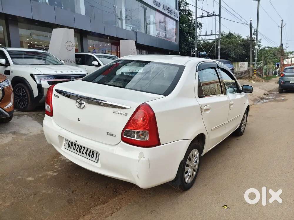 Toyota Etios [2010-2012] 2012