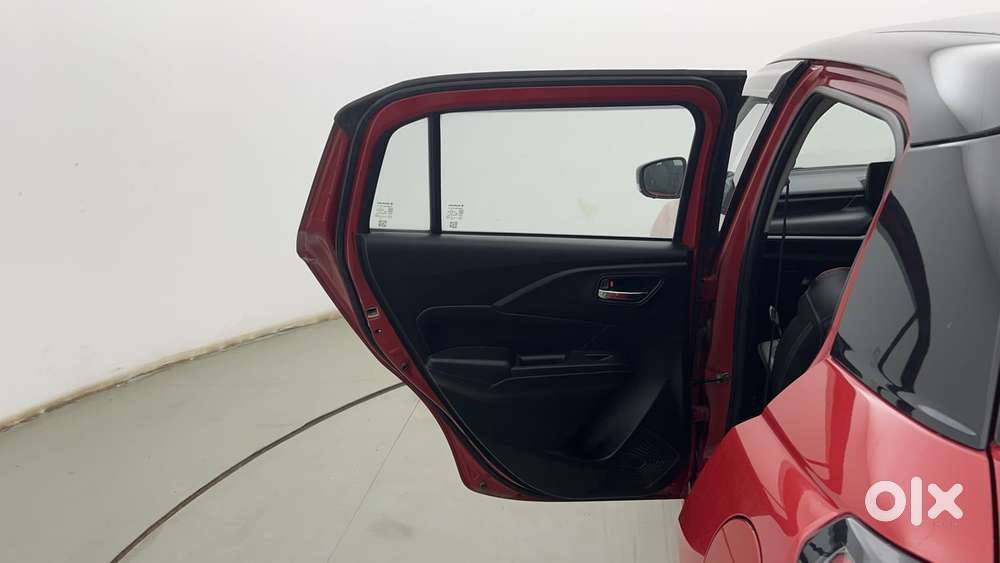 Maruti Suzuki Swift Zxi Plus Amt Dual Tone, 2024, Petrol