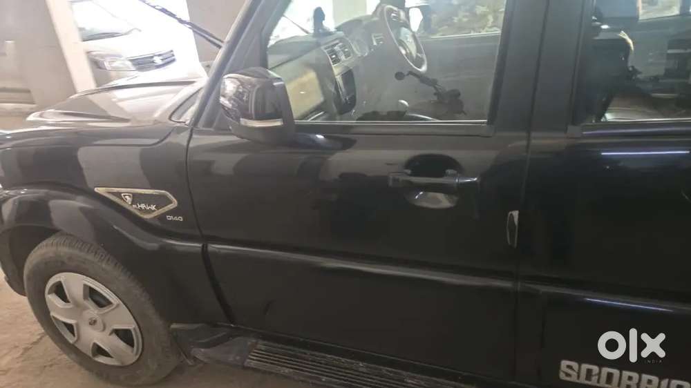 Mahindra Scorpio Classic 2021 Petrol 16000 Km Driven