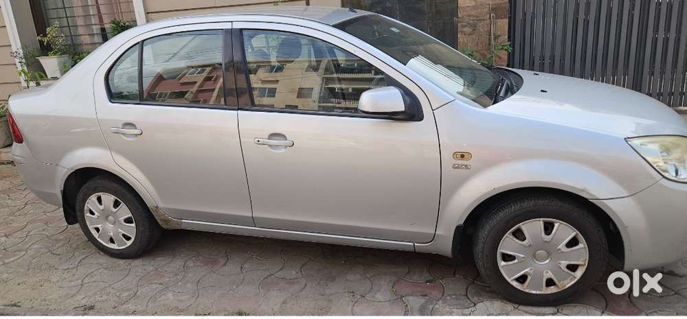 Ford Fiesta 1.6 Zxi Abs, 2010, Petrol