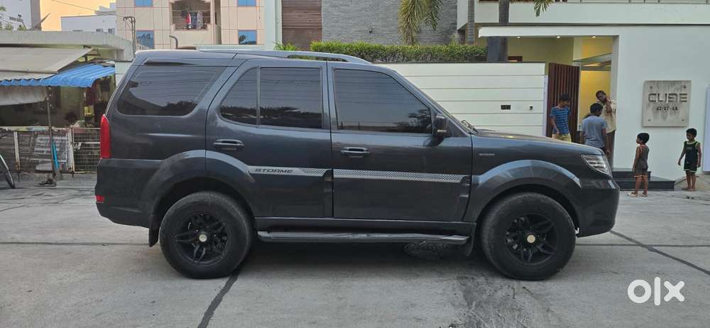 Tata Safari Storme [2015-2019] 2.2 Ex 4x2, 2017, Diesel