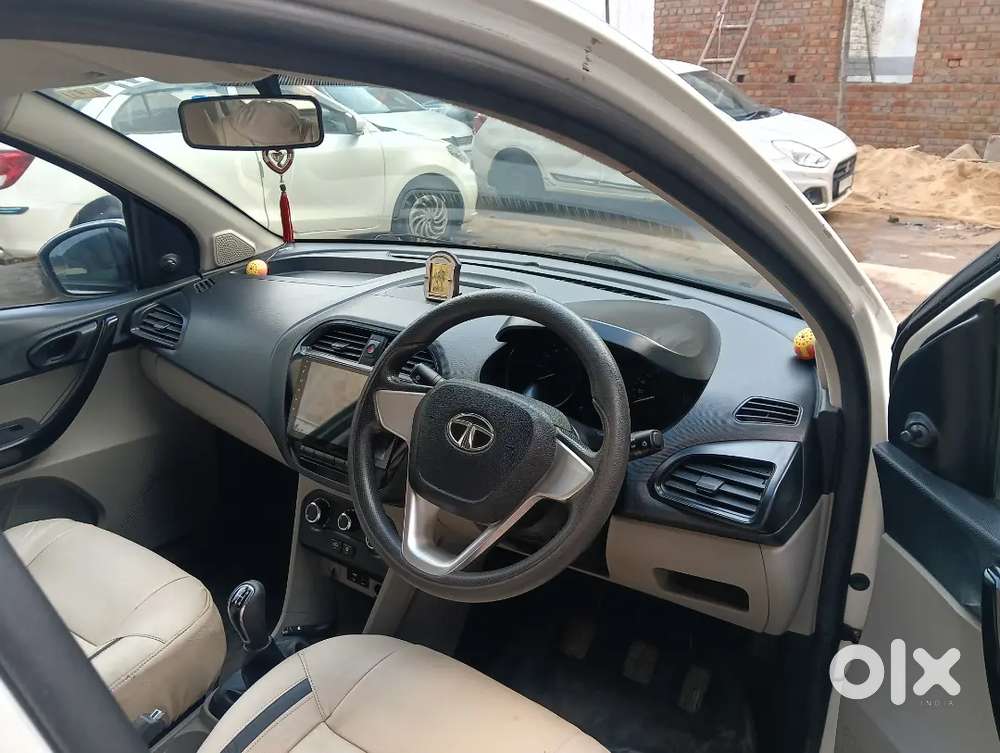 Tata Tiago Revotron 2018