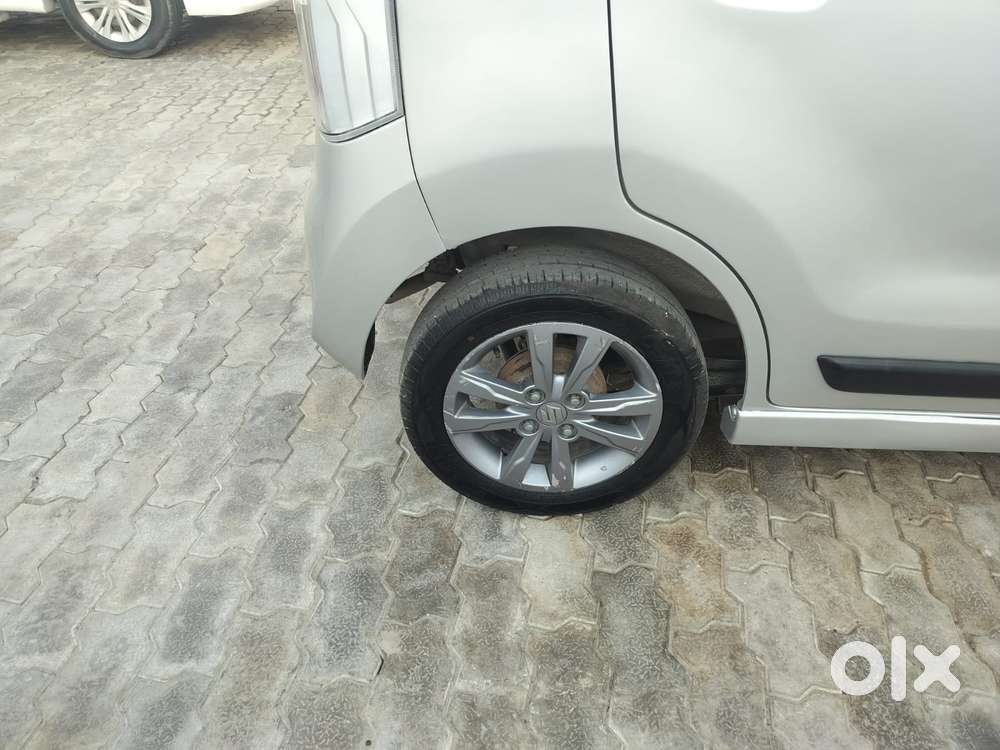 Maruti Suzuki Wagon R Stingray 1.0 Vxi Plus, 2016, Petrol