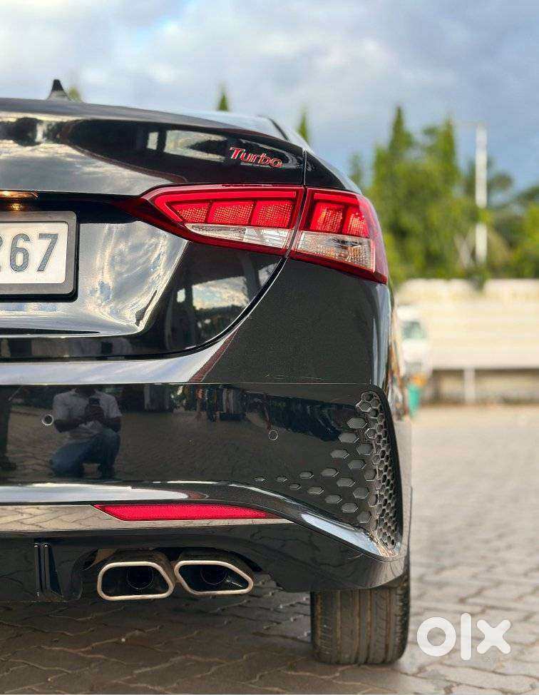 Hyundai Verna 1.5 Sx (o) Turbo Petrol Dct, 2021, Petrol
