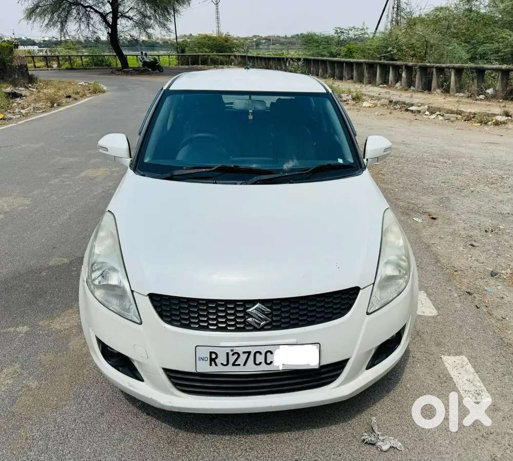 Maruti Suzuki Swift Ddis Zdi 2012