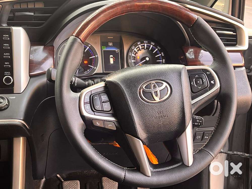 Toyota Innova Crysta 2.4 V 8 Str, 2021, Diesel