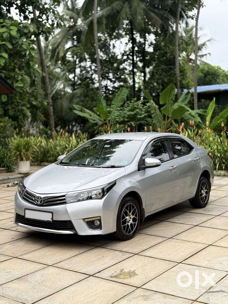 Toyota Corolla Altis 1.8 J, 2015, Diesel