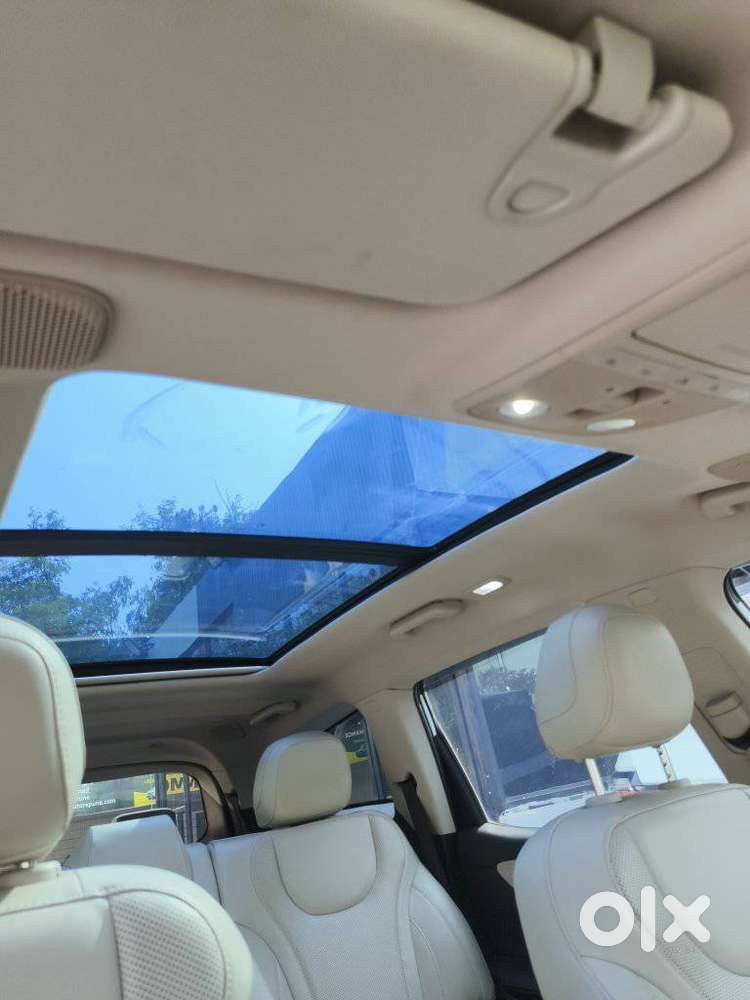 Mahindra Xuv700 2.2 Ax 7 Diesel At Luxury Pack Str, 2024, Diesel