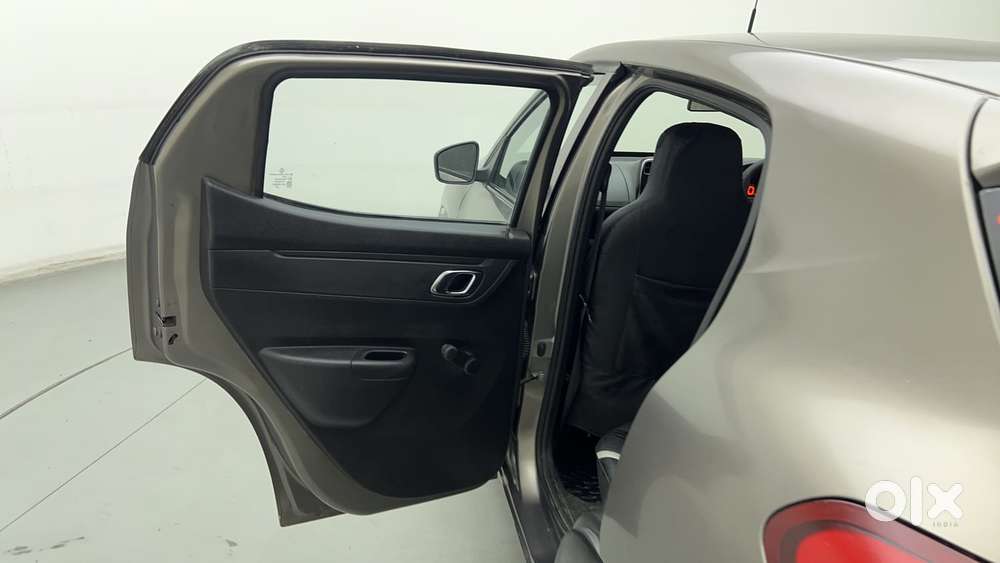 Renault Kwid 1.0 Rxt Sce Special (o), 2019, Petrol