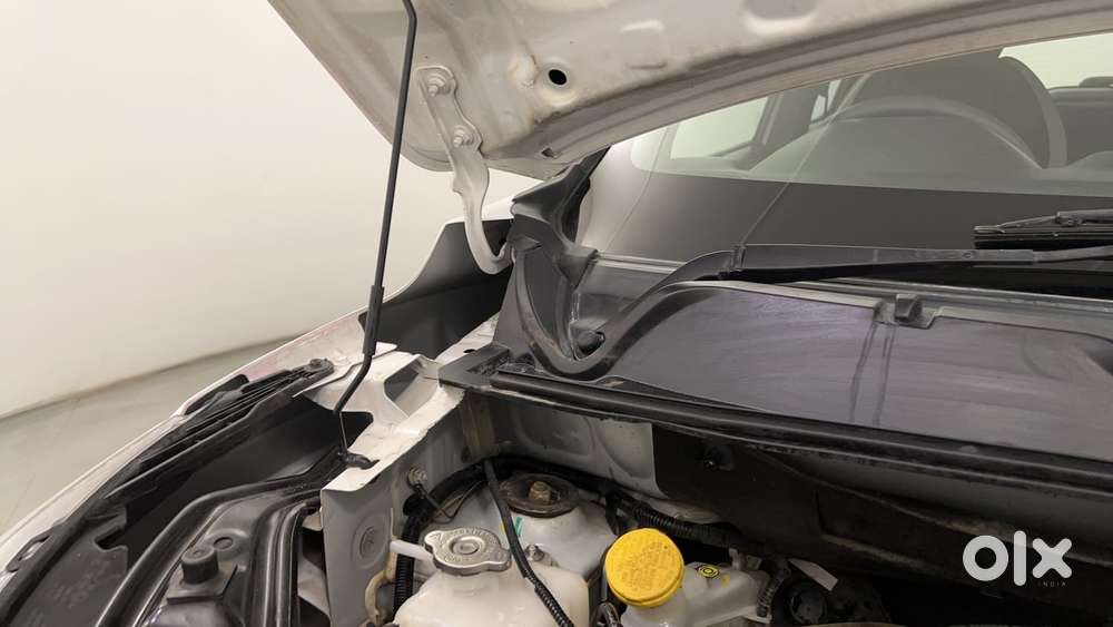 Nissan Magnite 1.0 Xv, 2021, Petrol