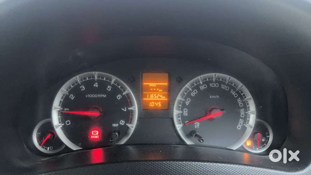 Maruti Suzuki Swift Dzire Vxi Optional, 2016, Petrol