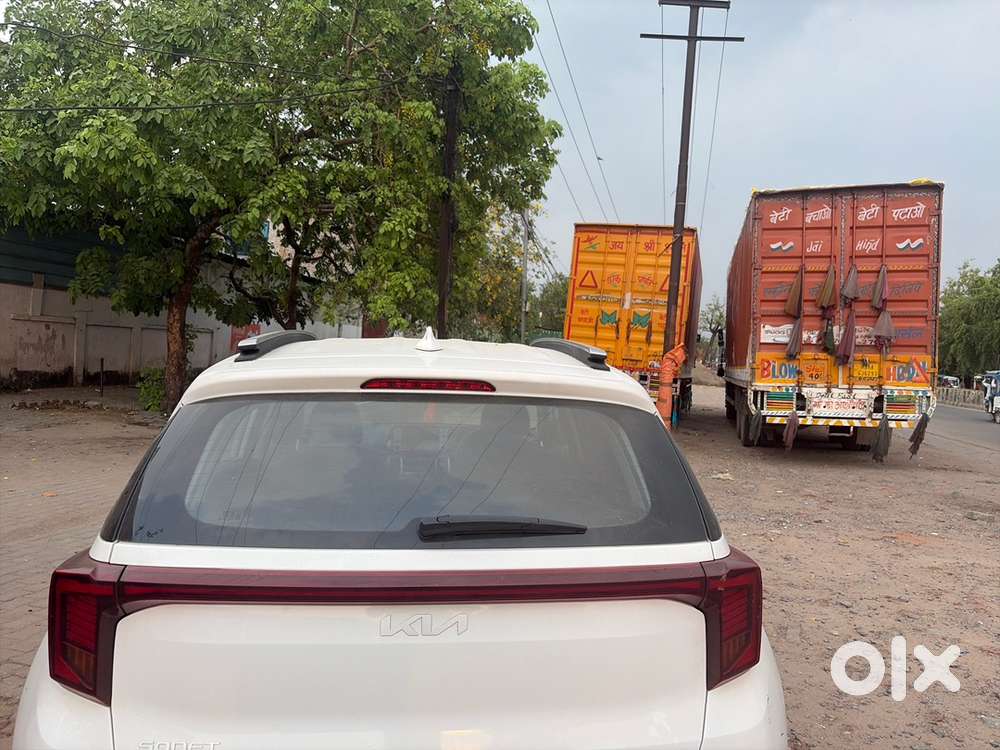 Kia Sonet Petrol 2025