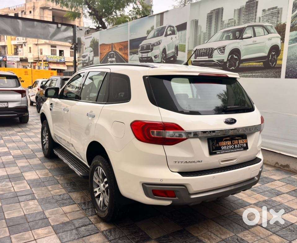 Ford Endeavour 2.2 Titanium At 4x2, 2016, Diesel