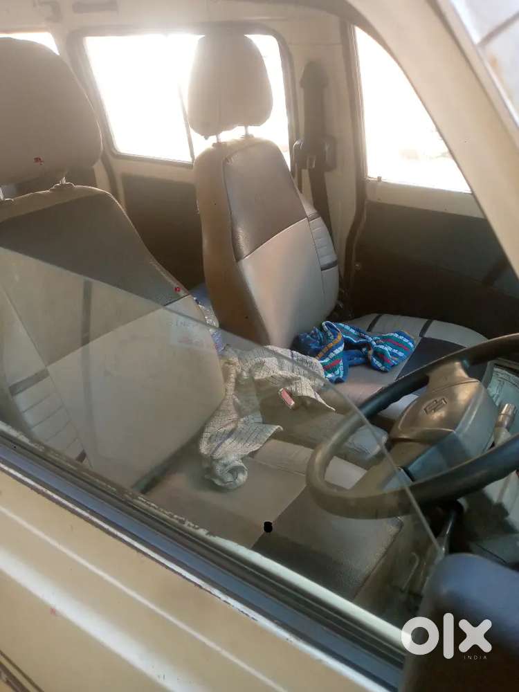 Maruti Suzuki Omni 2011