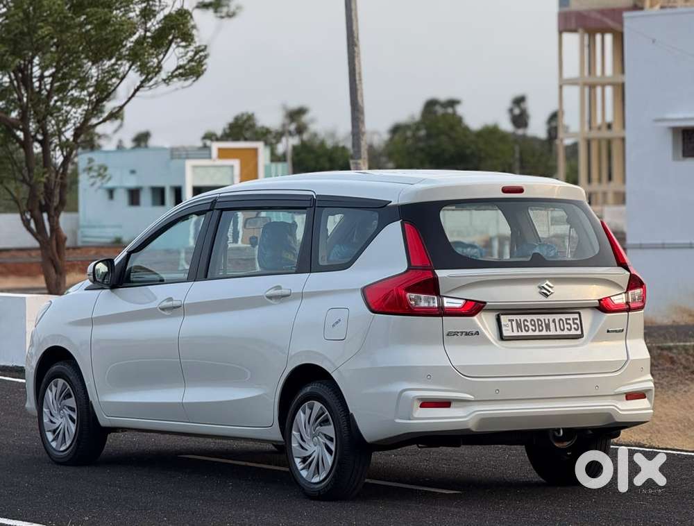 Maruti Suzuki Ertiga 1.5 Vxi Shvs, 2025, Petrol