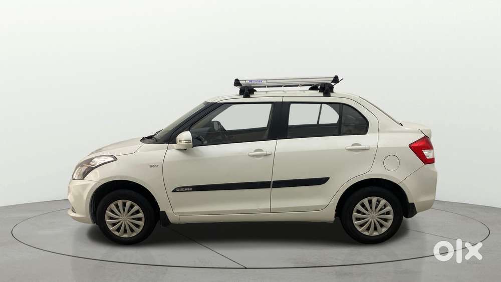 Maruti Suzuki Swift Dzire Vxi Optional, 2016, Petrol