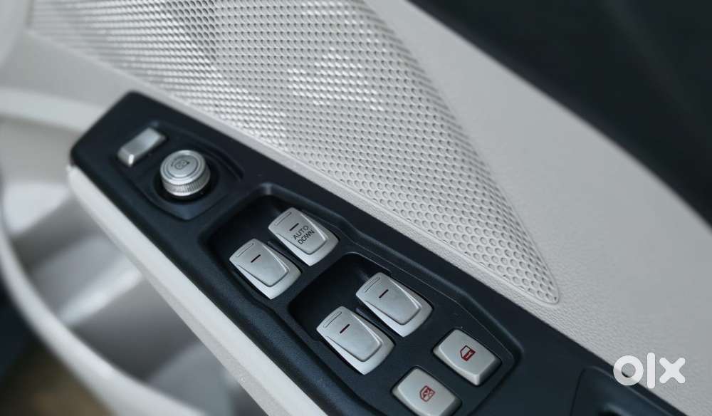 Mahindra Xuv300 W6 Diesel, 2023, Diesel
