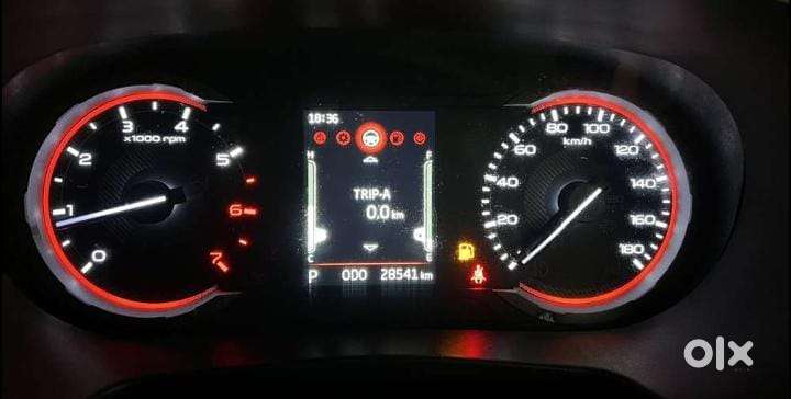 Mahindra Thar Lx 4-str Hard Top At, 2021, Petrol