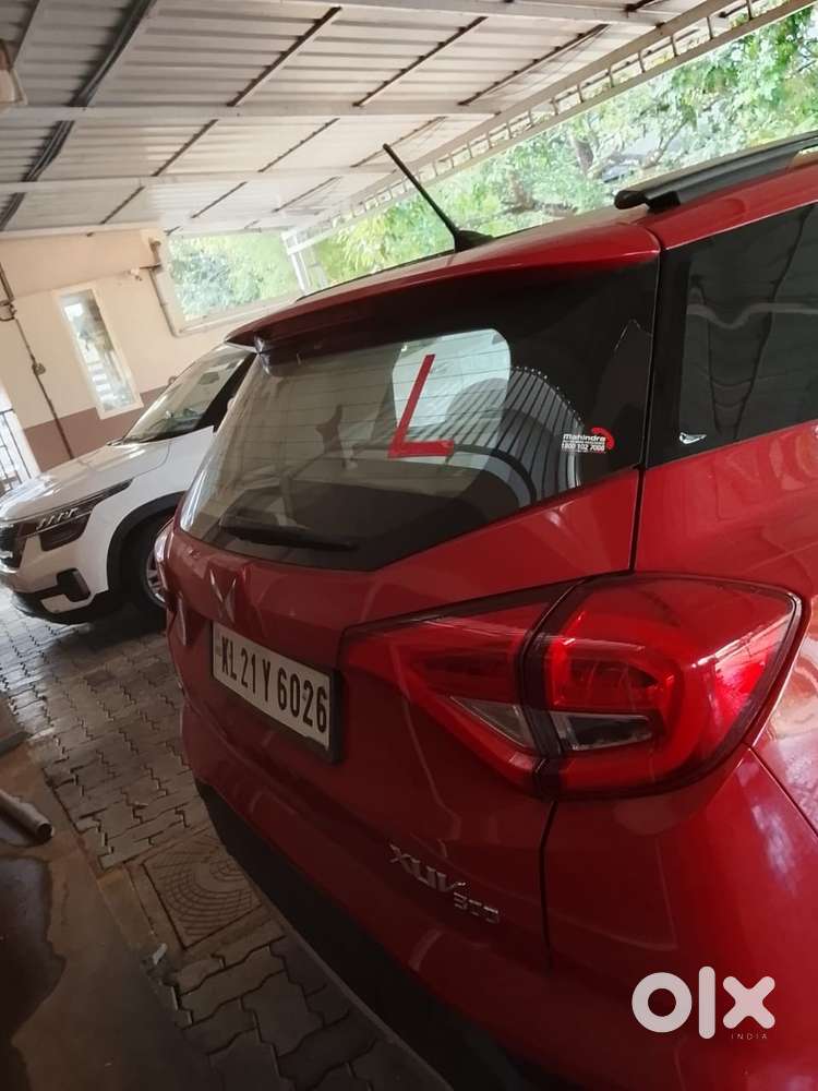 Mahindra Xuv300 2023 Petrol 23000 Km Driven