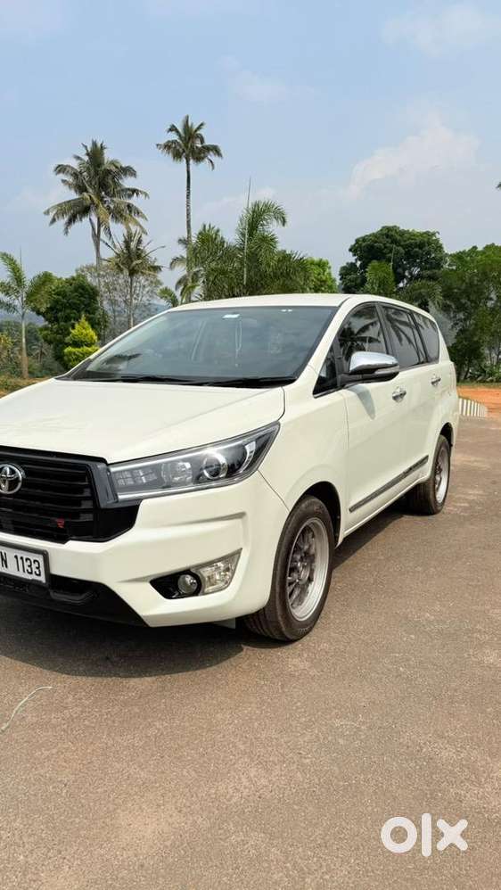 Innova Crysta 2.8 Z Automatic