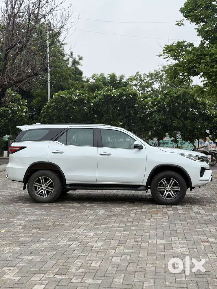 Toyota Fortuner 4x2 At 2.8 Diesel, 2023, Diesel