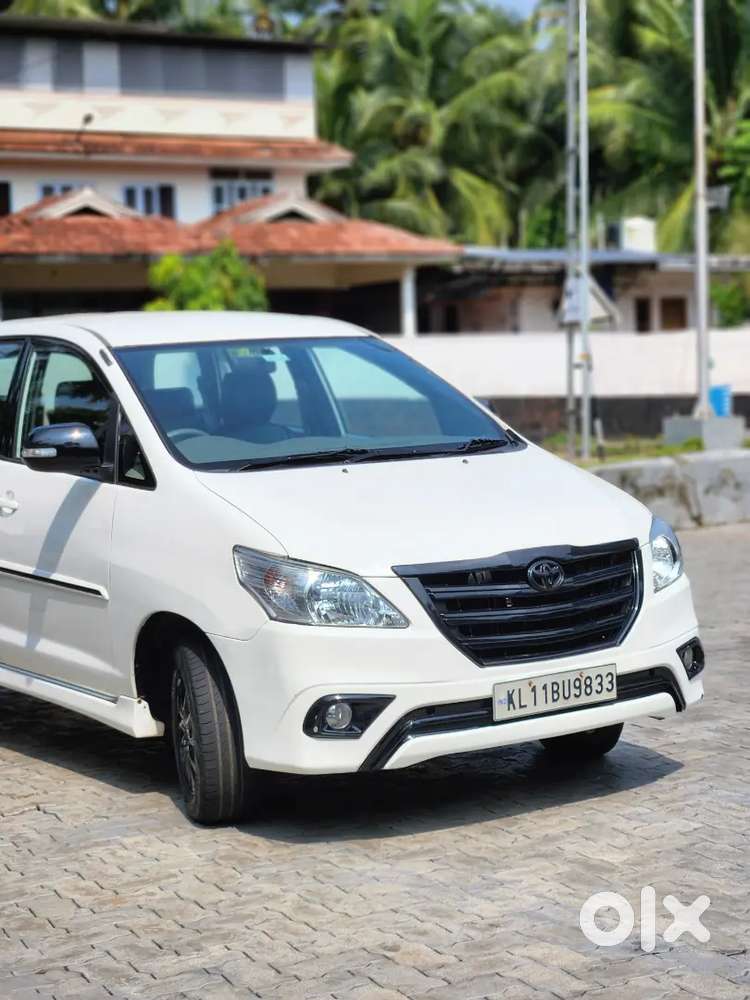 Toyota Innova 2013