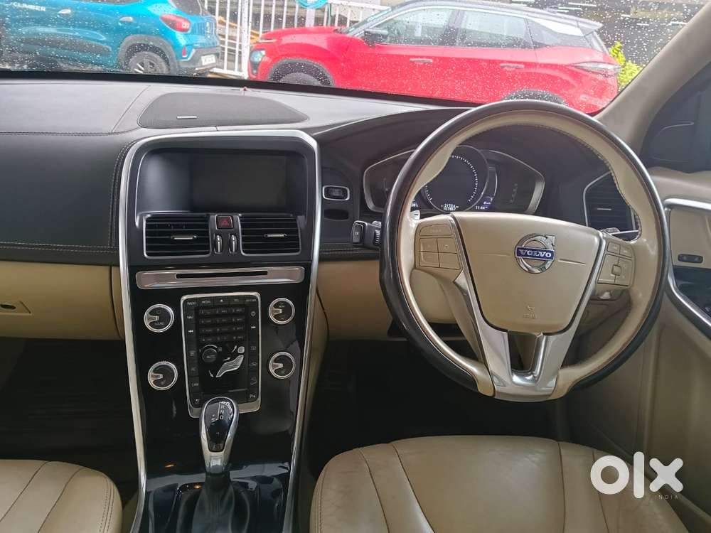 Volvo Xc60 D5 Awd Automatic, 2017, Diesel