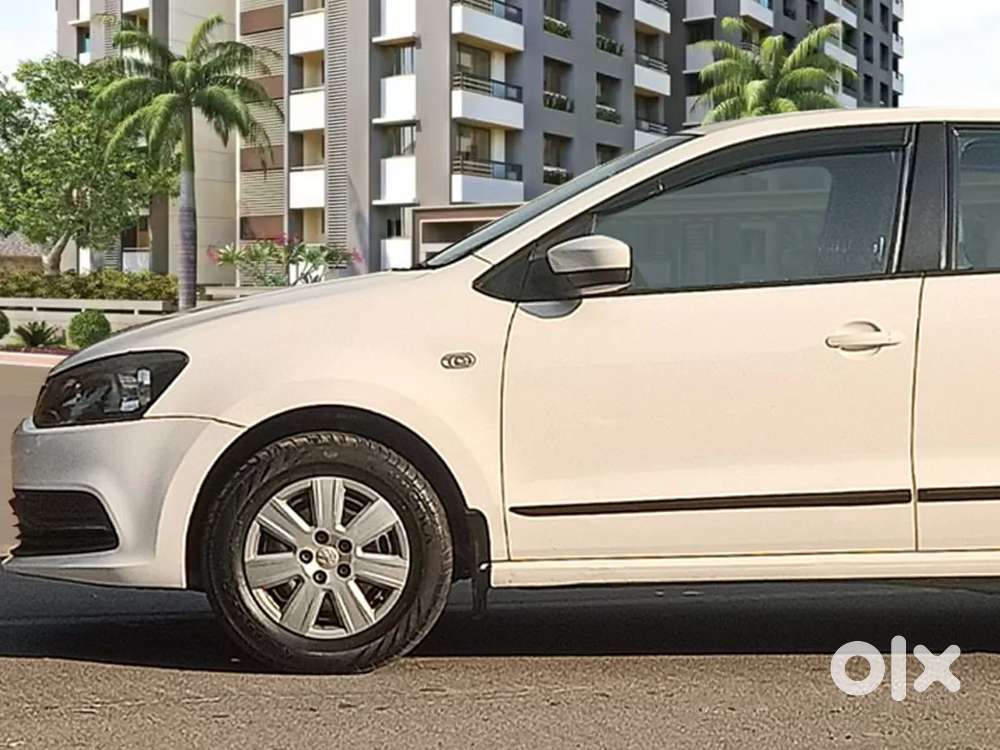 Volkswagen Polo Petrol Comfortline 1.2l, 2015, Petrol