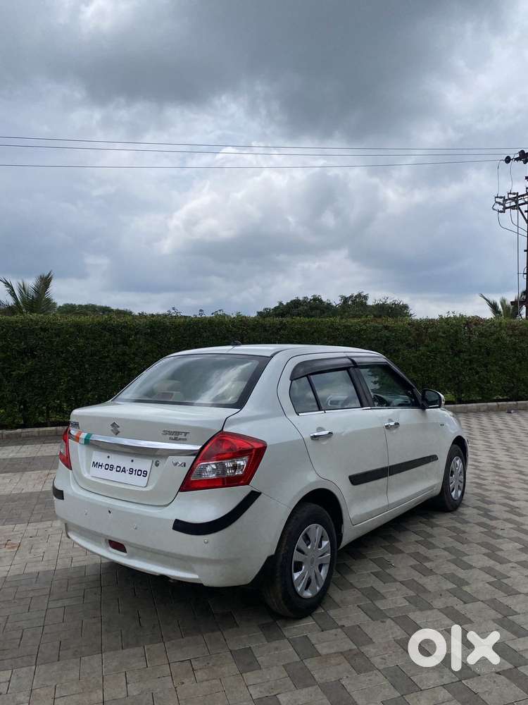 Maruti Suzuki Swift Dzire 1.2 Vxi Bsiv, 2014, Petrol