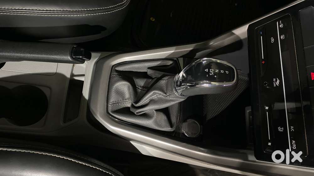 Skoda Kushaq 1.0 Tsi Ambition At, 2023, Petrol