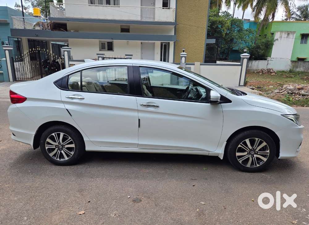 Honda City I-vtec V, 2018, Petrol