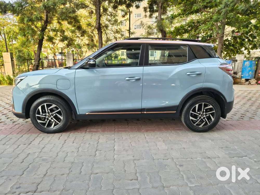 Mahindra Xuv400 Ev El Fast Charger, 2023, Electric