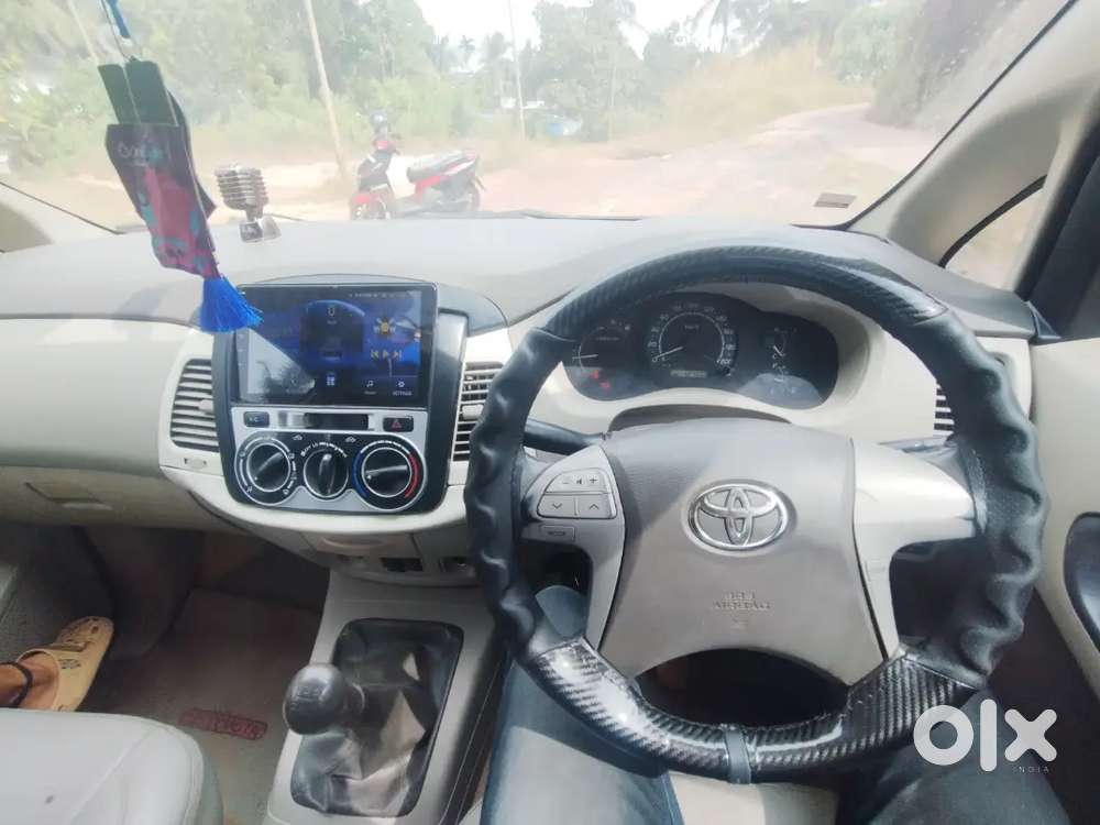 Toyota Innova 2010 Diesel 190000 Km Driven